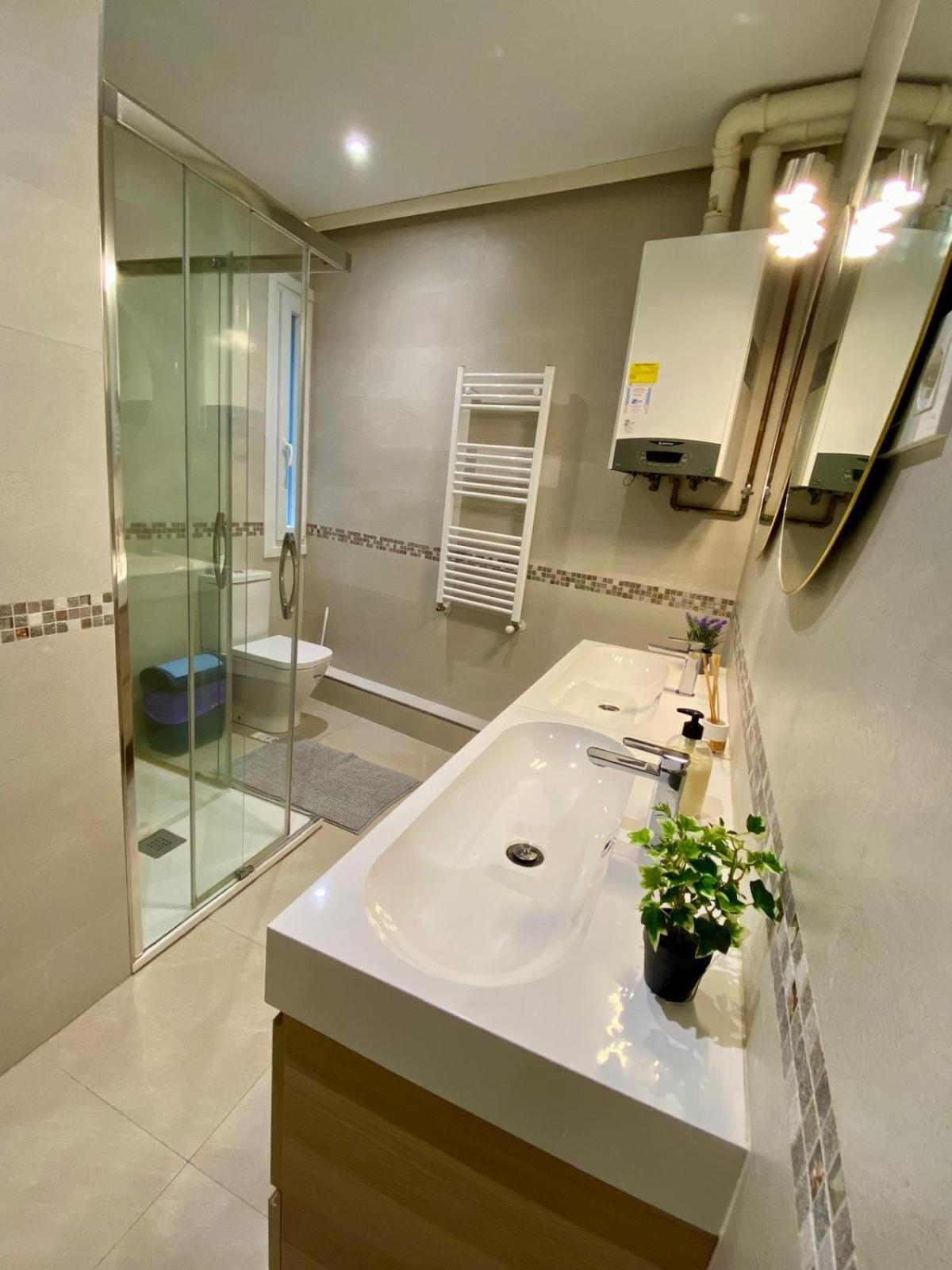 Habitacion En Apartamento Con Zonas Comunes Compartida Hp Bilbao Bagian luar foto