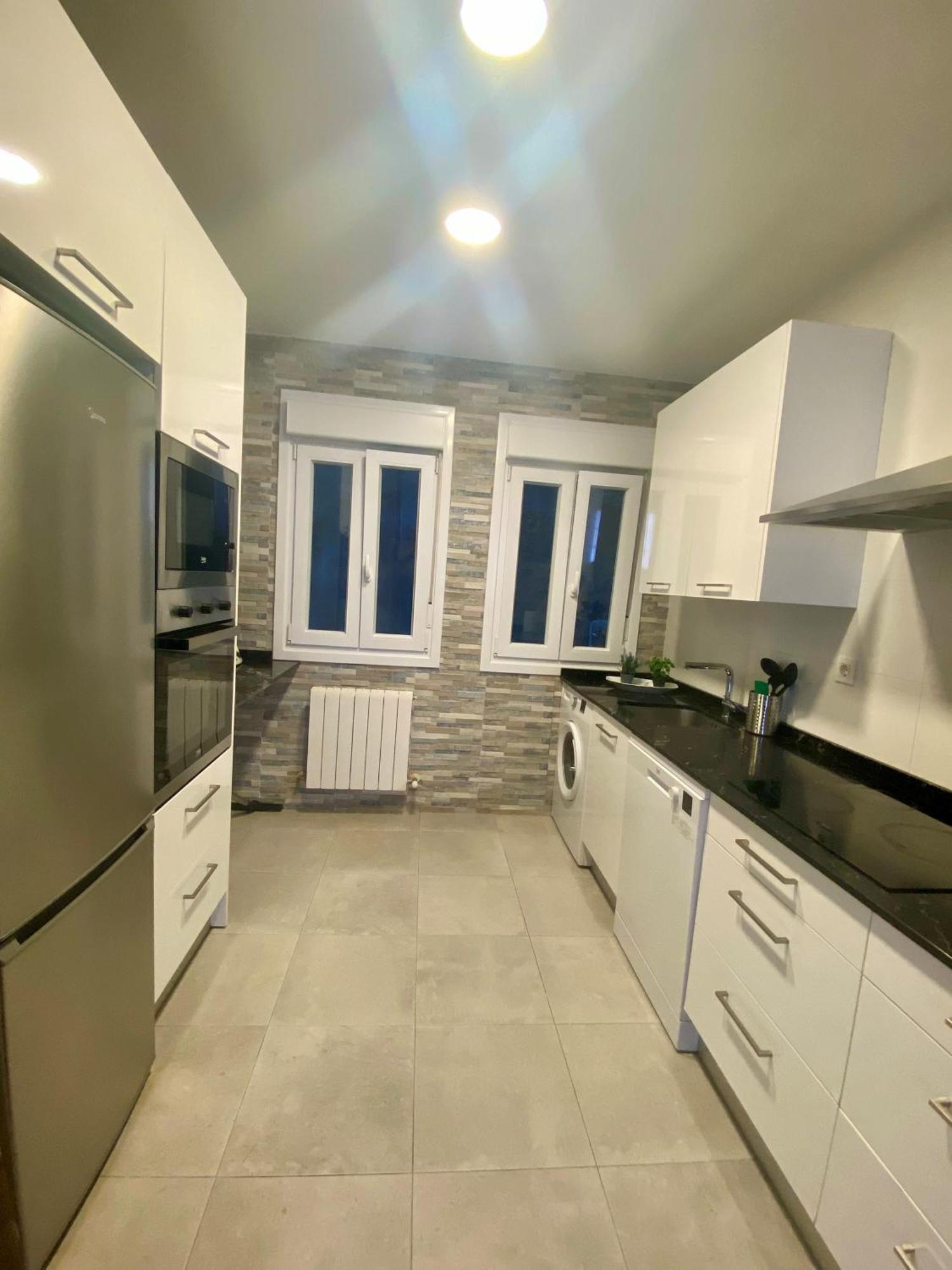 Habitacion En Apartamento Con Zonas Comunes Compartida Hp Bilbao Bagian luar foto