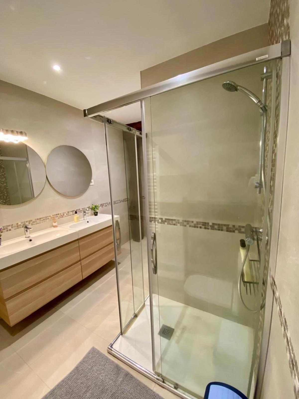 Habitacion En Apartamento Con Zonas Comunes Compartida Hp Bilbao Bagian luar foto